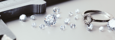 Diamond Carat Sizes on a Hand: How Different Sizes Look and Expert Tips for Choosing the Right One